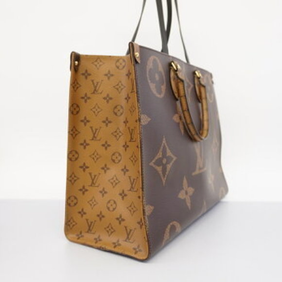 Louis Vuitton Monogram Giant On The Go GM Shoulder Bag - Picture 2 of 9